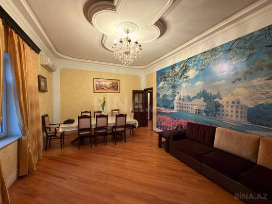 8 otaqlı Həyət evi/Bağ evi, Binəqədi r., Bakı