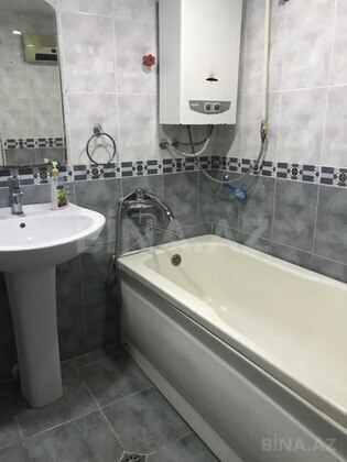 5 otaqlı Köhnə tikili, Əhmədli q., Bakı