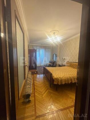 4 otaqlı Köhnə tikili, Əhmədli m., Bakı