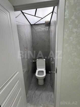 3 otaqlı Köhnə tikili, Memar Əcəmi m., Bakı