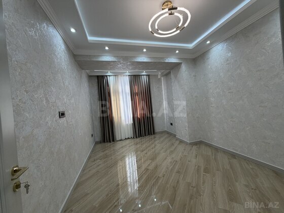 3 otaqlı Yeni tikili, Qara Qarayev m., Bakı
