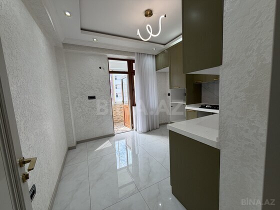 3 otaqlı Yeni tikili, Qara Qarayev m., Bakı
