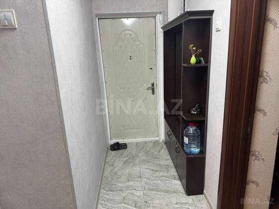 3 otaqlı Köhnə tikili, Neftçilər m., Bakı