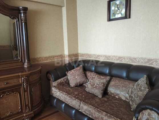 2 otaqlı Köhnə tikili, Elmlər Akademiyası m., Bakı