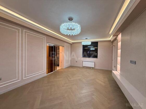3 otaqlı Yeni tikili, Şah İsmayıl Xətai m., Bakı