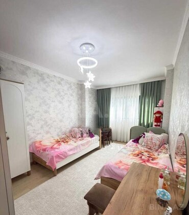 4 otaqlı Köhnə tikili, İnşaatçılar m., Bakı