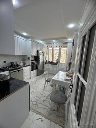 2 otaqlı Köhnə tikili, Həzi Aslanov m., Bakı