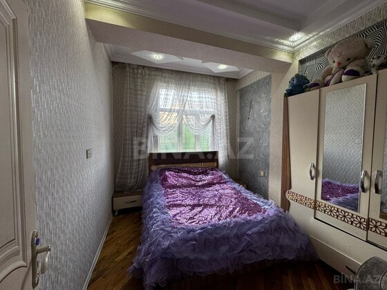 3 otaqlı Yeni tikili, Xırdalan