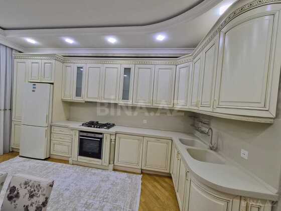 3 otaqlı Yeni tikili, 8 Noyabr m., Bakı