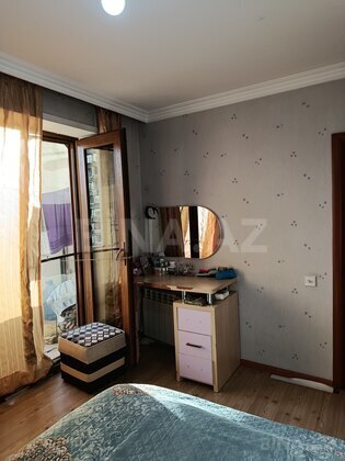 2 otaqlı Köhnə tikili, Bakıxanov q., Bakı