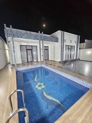 4 otaqlı Həyət evi/Bağ evi, Şüvəlan q., Bakı