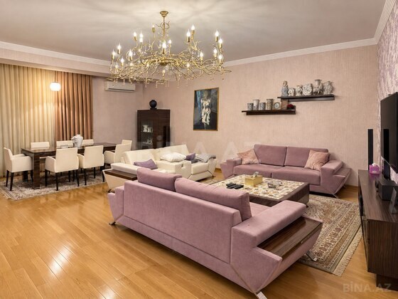 4 otaqlı Yeni tikili, 28 May m., Bakı