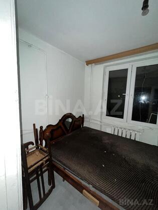 2 otaqlı Köhnə tikili, Elmlər Akademiyası m., Bakı