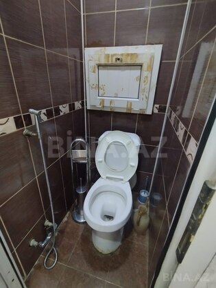 3 otaqlı Köhnə tikili, Memar Əcəmi m., Bakı