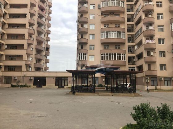 3 otaqlı Yeni tikili, Elmlər Akademiyası m., Bakı
