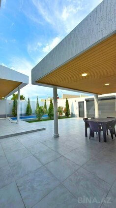 4 otaqlı Həyət evi/Bağ evi, Şüvəlan q., Bakı