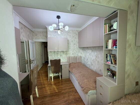 3 otaqlı Köhnə tikili, Xətai r., Bakı