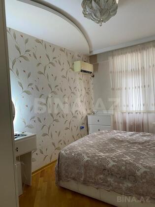 3 otaqlı Yeni tikili, Bakıxanov q., Bakı