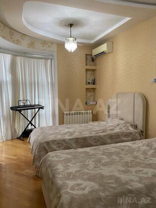 3 otaqlı Yeni tikili, Bakıxanov q., Bakı