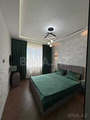 3 otaqlı Köhnə tikili, Həzi Aslanov m., Bakı