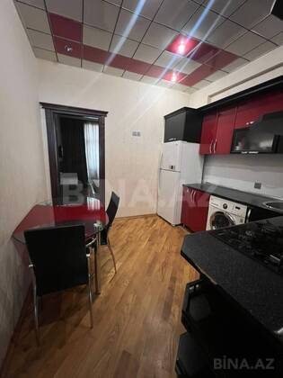 3 otaqlı Yeni tikili, Neftçilər m., Bakı