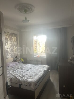 3 otaqlı Köhnə tikili, Xalqlar Dostluğu m., Bakı