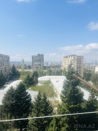 3 otaqlı Köhnə tikili, Xalqlar Dostluğu m., Bakı