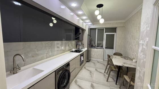 3 otaqlı Yeni tikili, Memar Əcəmi m., Bakı