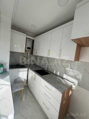 2 otaqlı Köhnə tikili, 20 Yanvar m., Bakı