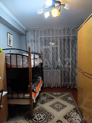 3 otaqlı Köhnə tikili, Elmlər Akademiyası m., Bakı