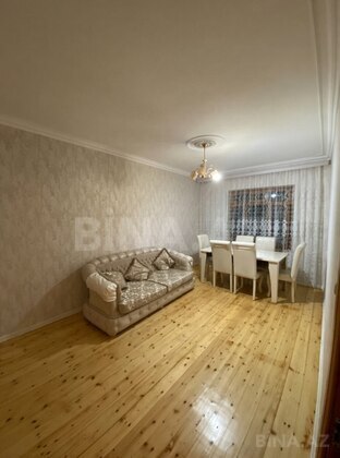 2 otaqlı Köhnə tikili, Qaraçuxur q., Bakı