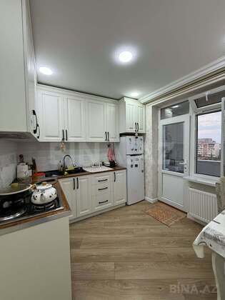 3 otaqlı Köhnə tikili, Əhmədli m., Bakı