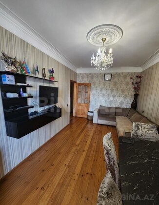 2 otaqlı Köhnə tikili, Qaraçuxur q., Bakı