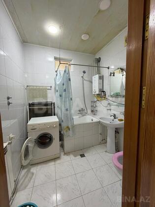 2 otaqlı Köhnə tikili, Elmlər Akademiyası m., Bakı