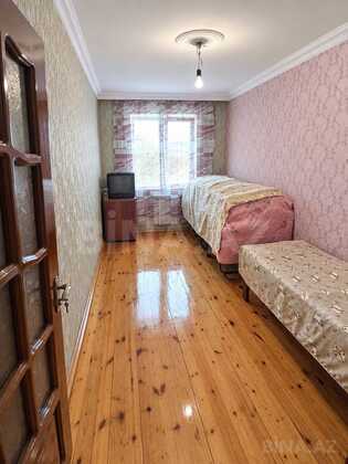 4 otaqlı Köhnə tikili, Xalqlar Dostluğu m., Bakı