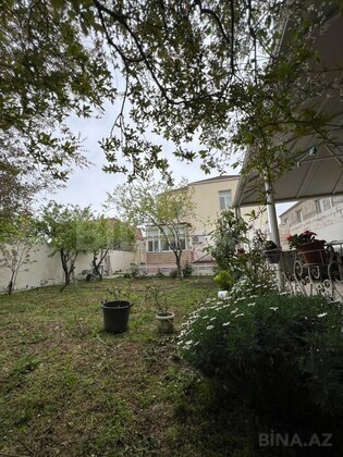 4 otaqlı Həyət evi/Bağ evi, Novxanı q., Bakı
