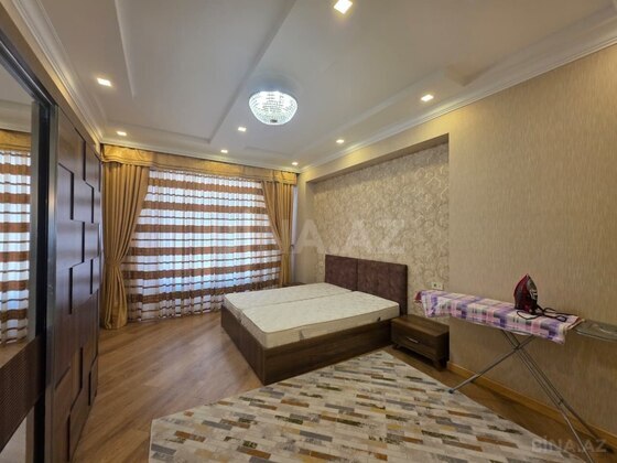 3 otaqlı Yeni tikili, Şah İsmayıl Xətai m., Bakı