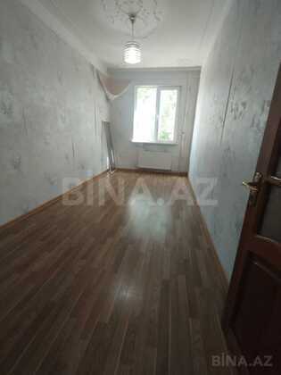 3 otaqlı Köhnə tikili, Memar Əcəmi m., Bakı