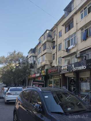 3 otaqlı Köhnə tikili, Memar Əcəmi m., Bakı