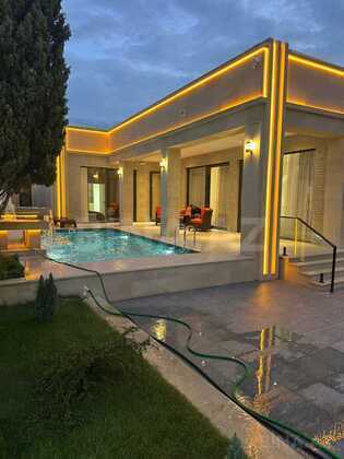 4 otaqlı Həyət evi/Bağ evi, Mərdəkan q., Bakı