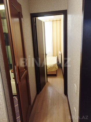 2 otaqlı Köhnə tikili, Neftçilər m., Bakı