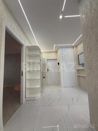 3 otaqlı Köhnə tikili, Xalqlar Dostluğu m., Bakı