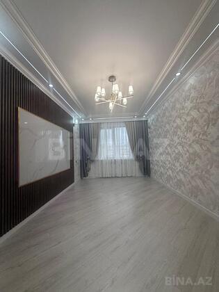 3 otaqlı Köhnə tikili, Xalqlar Dostluğu m., Bakı