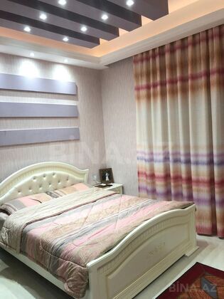 3 otaqlı Yeni tikili, Şah İsmayıl Xətai m., Bakı