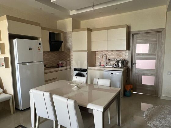 3 otaqlı Yeni tikili, Şah İsmayıl Xətai m., Bakı