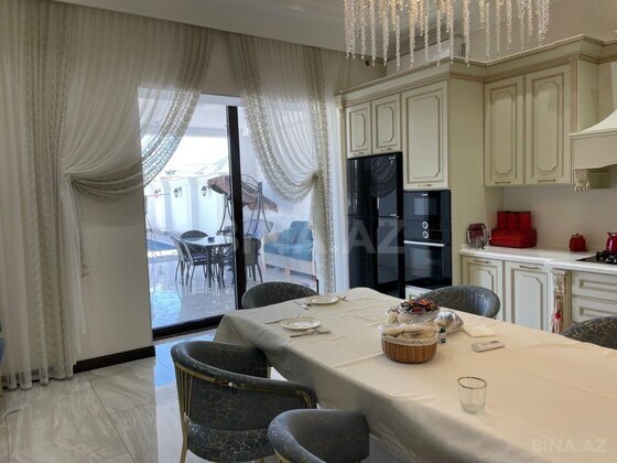 8 otaqlı Həyət evi/Bağ evi, Badamdar q., Bakı