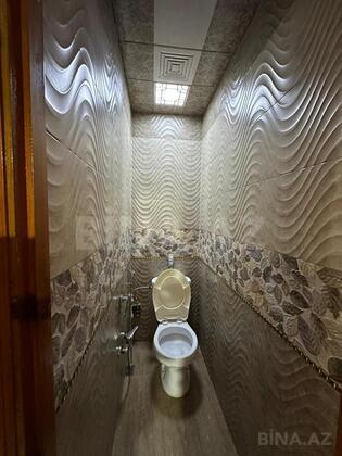 3 otaqlı Köhnə tikili, Bakıxanov q., Bakı