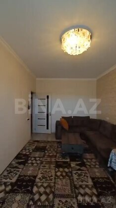 3 otaqlı Köhnə tikili, Bakıxanov q., Bakı