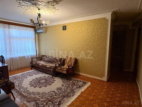 4 otaqlı Köhnə tikili, Həzi Aslanov m., Bakı