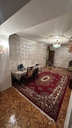 4 otaqlı Köhnə tikili, Həzi Aslanov m., Bakı